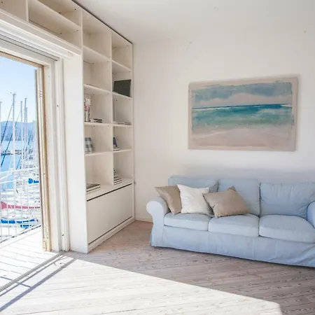 Apartment La Darsena